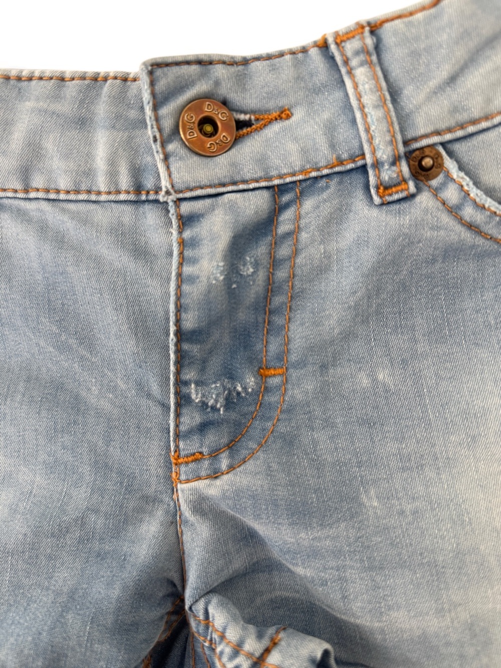 Authentic Dolce & Gabbana Vintage Y2K Low Rise Denim Shorts Size 25 (XXS) - Picture 7 of 9